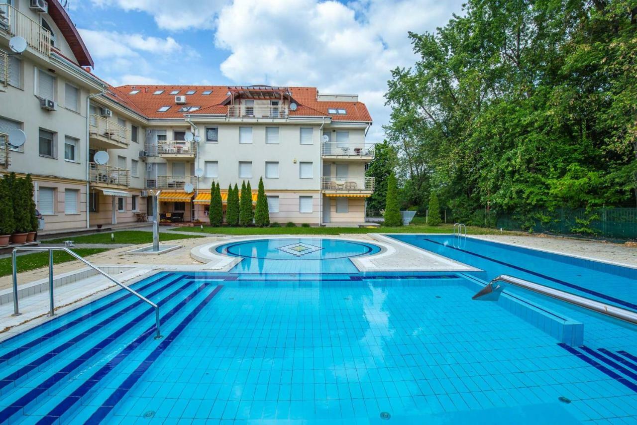Kis-Gast Panoráma Apartman Hajdúszoboszló Exterior foto